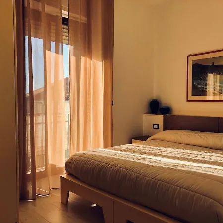 Brezza Marina Bed & Breakfast